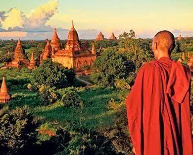 Visita guiada en español por Bagan